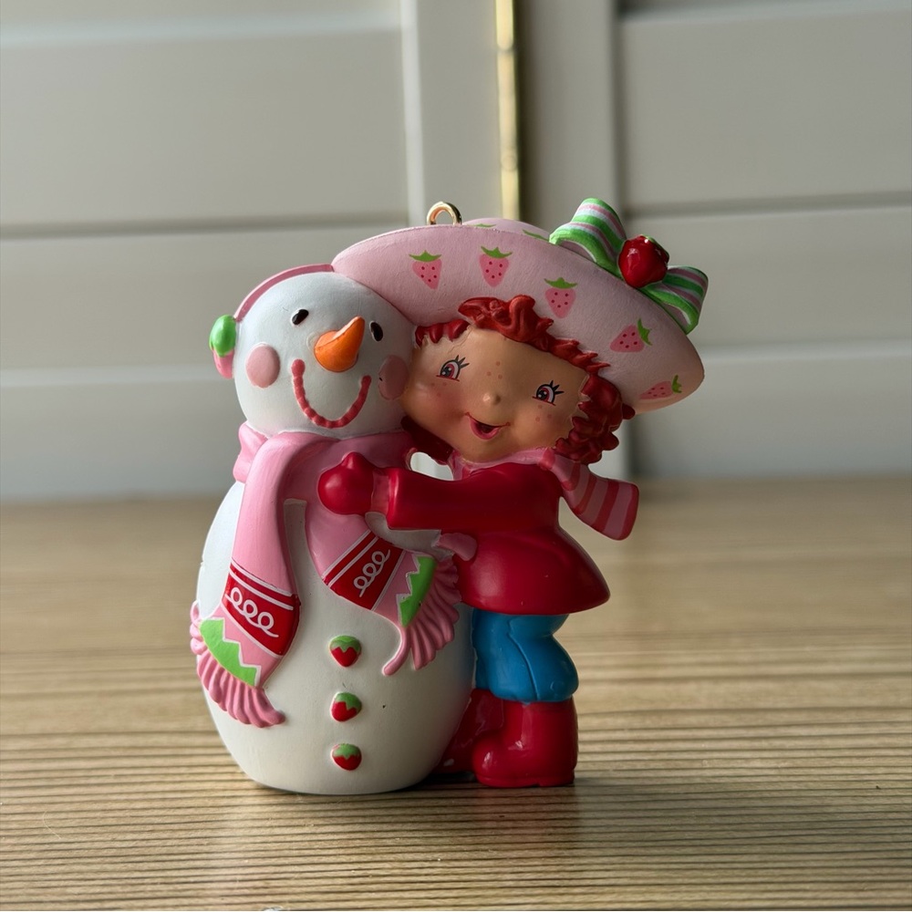 Strawberry Shortcake 2004 American Greeting Card Holiday Christmas Tree Ornament